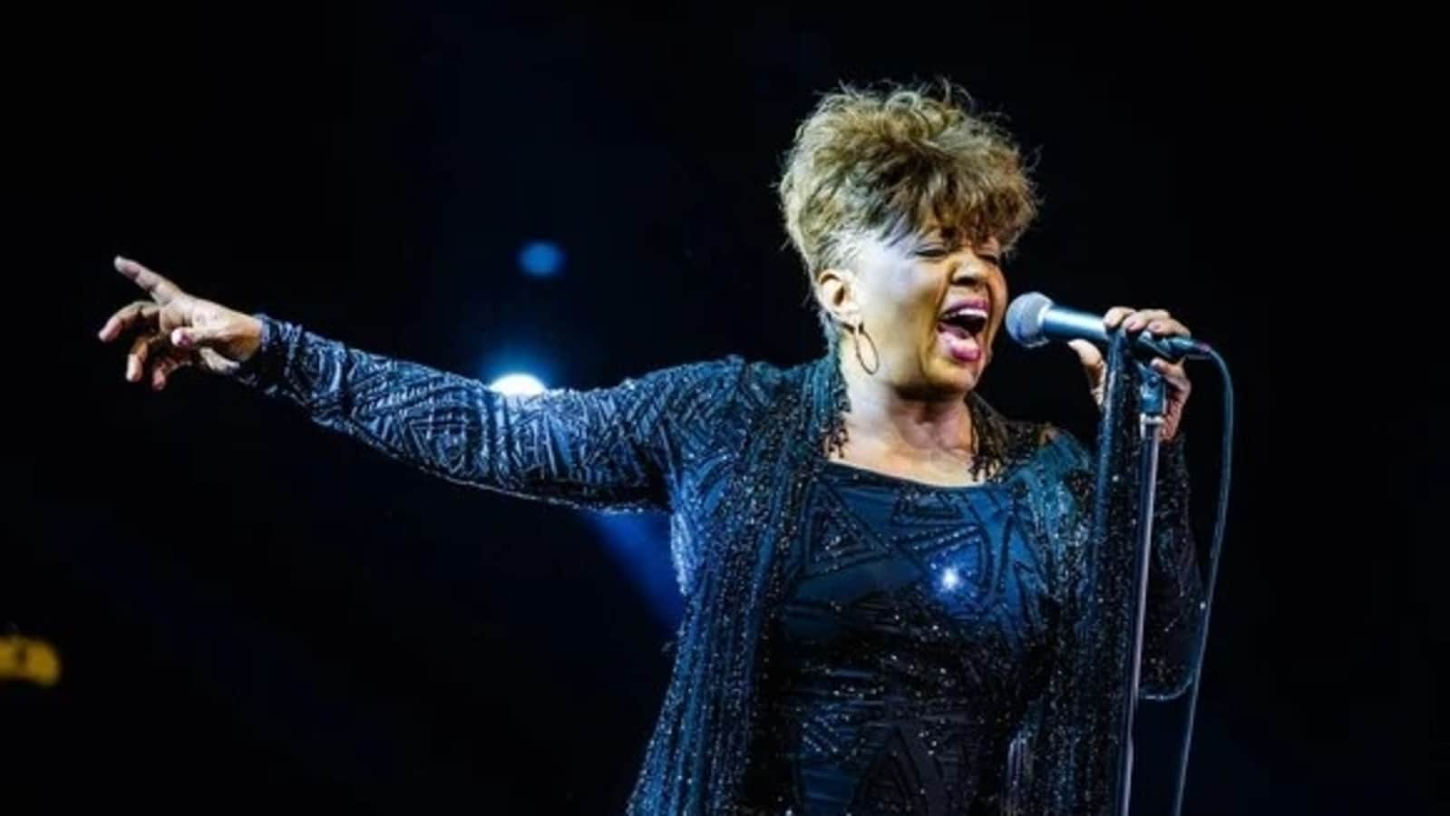 Anita Baker calls last-minute Atlanta concert cancellation over Mother’s Day weekend ‘unbelievable’