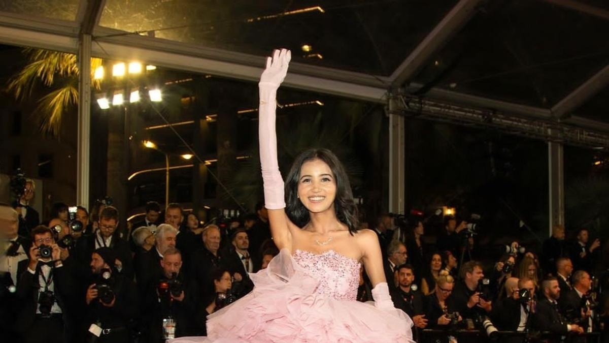 Cannes 2024: Nancy Tyagi makes her first appearance at the festival with a self-stitched 20 kg gown