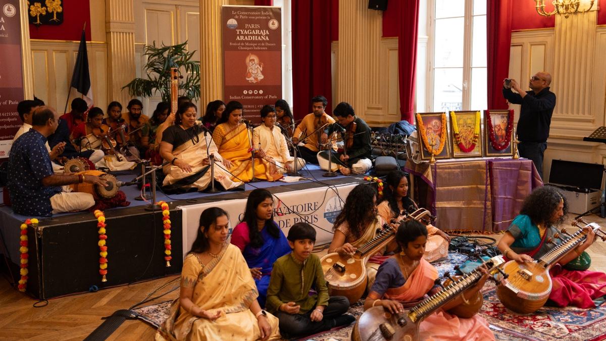 Indian Conservatory of Paris hosts Tyagaraja Aradhana in the City of Lights