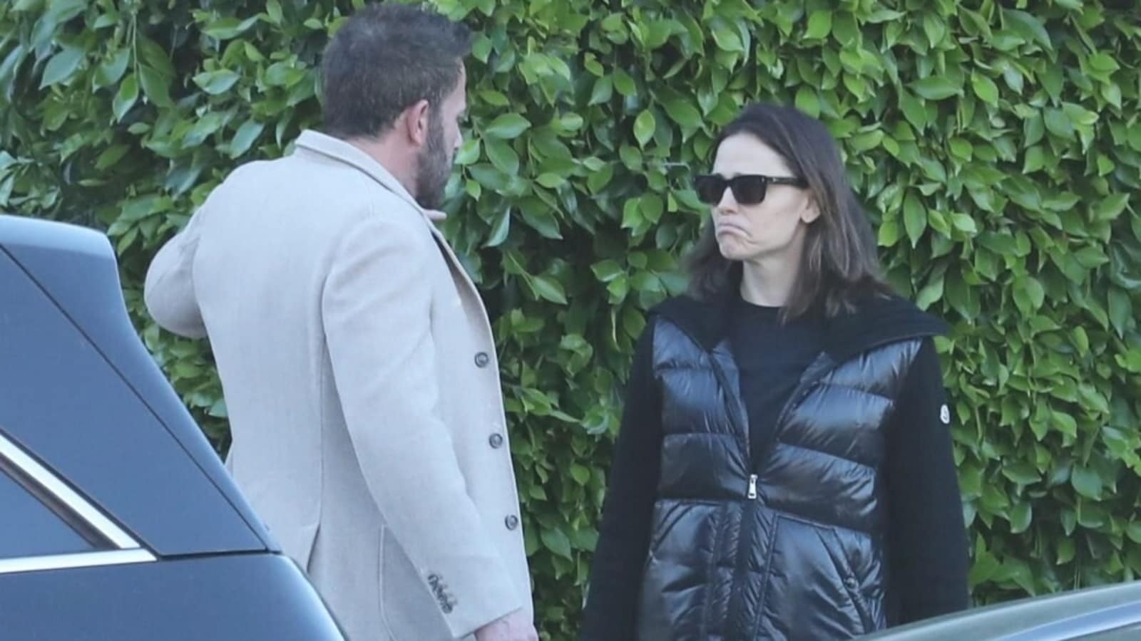 Jennifer Garner visits ex-husband Ben Affleck amid JLo split rumors after she was spotted without a ring