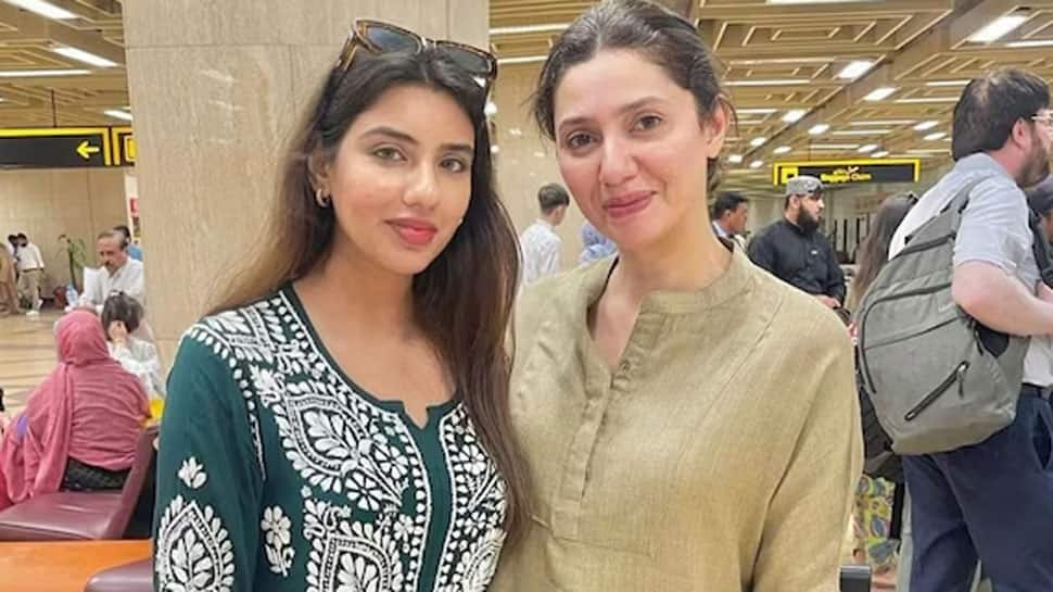 Pakistani actress Mahira Khan found her lookalike at the airport, pictures went viral!