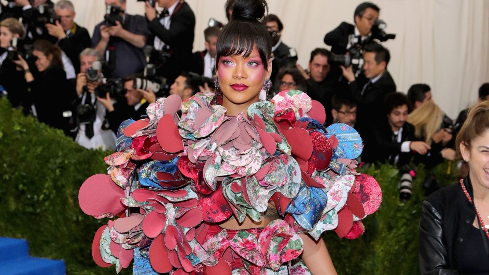 Rihanna pulls out of Met Gala 2024 at last minute due to unexpected uproar;  Fake AI photos go viral