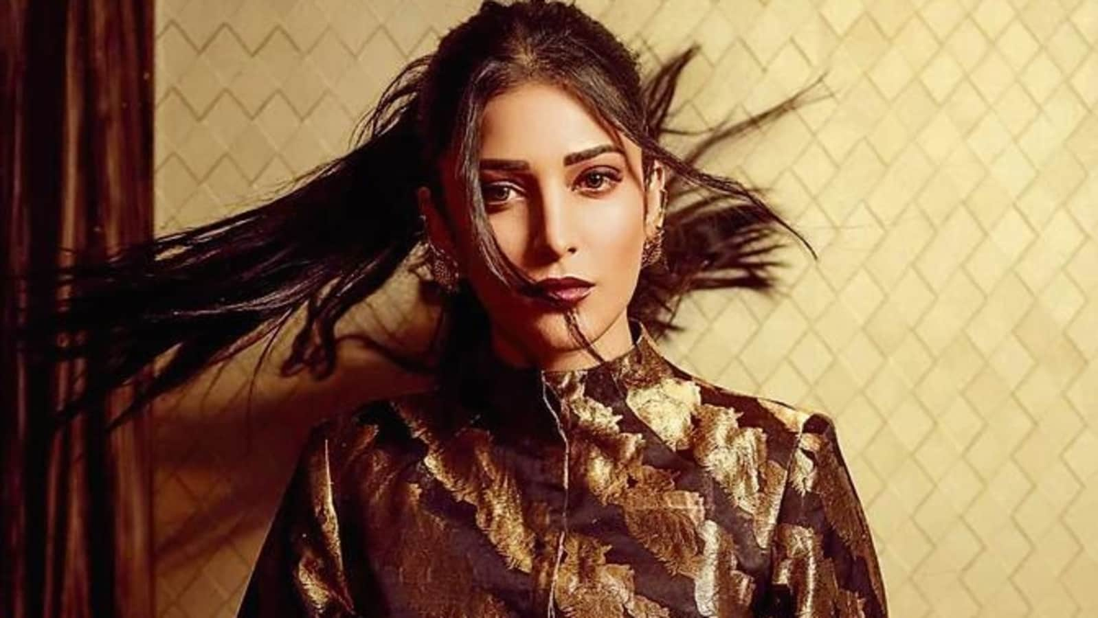 Shruti Haasan: The number of Hindi and Tamil songs with English lyrics is huge and no one is questioning it;  it's astonishing