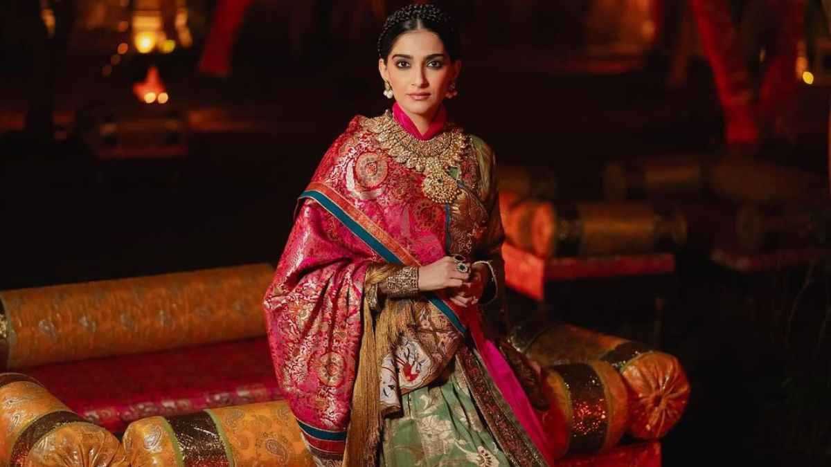 , Sonam Kapoor is proud of Indian fashion, says - I am proud of the country's heritage and diversity... Navbharat (Navbharat)