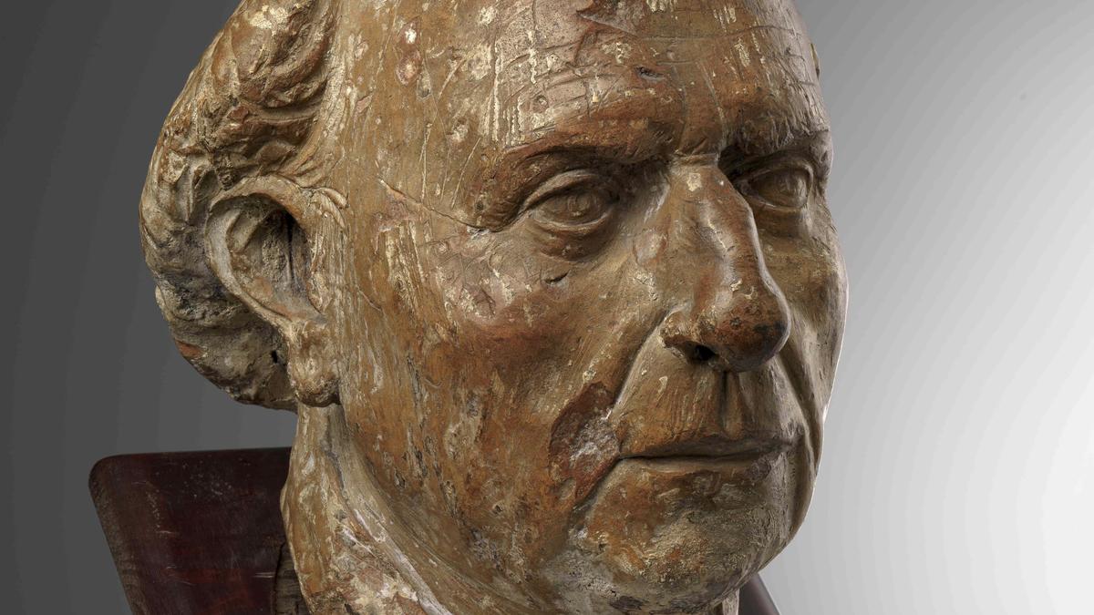 Unknown statue of architect who designed Florence cathedral dome found after 700 years