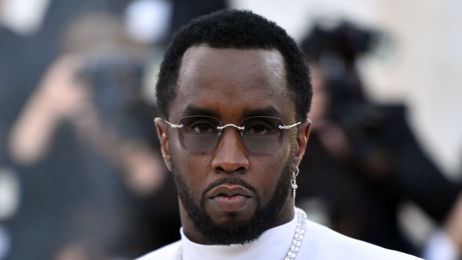 Judge orders restraining order in Diddy case after federal agents allegedly leak strange information