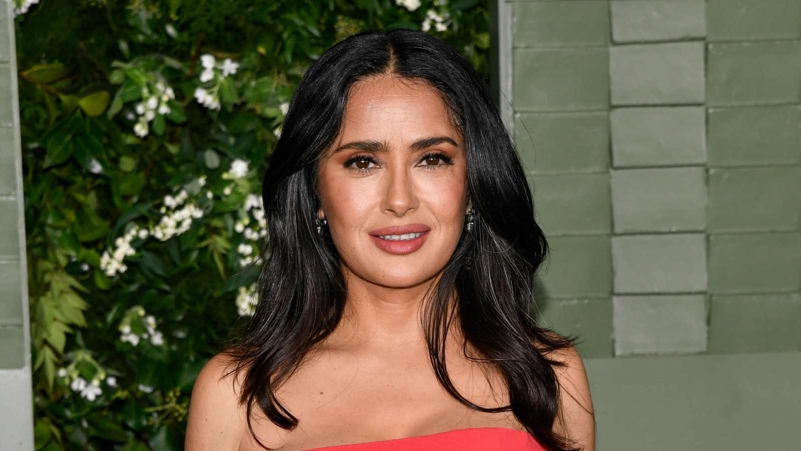 Salma Hayek hasn't signed a pre-up with billionaire husband: 'I'm under pressure to make a certain amount of money'