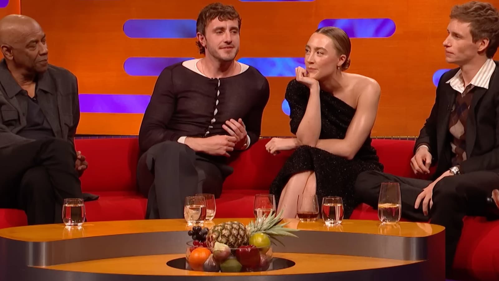 Saoirse Ronan goes viral for silencing male actors with profound '10-word response' to their self-defense 'jokes'. Watch