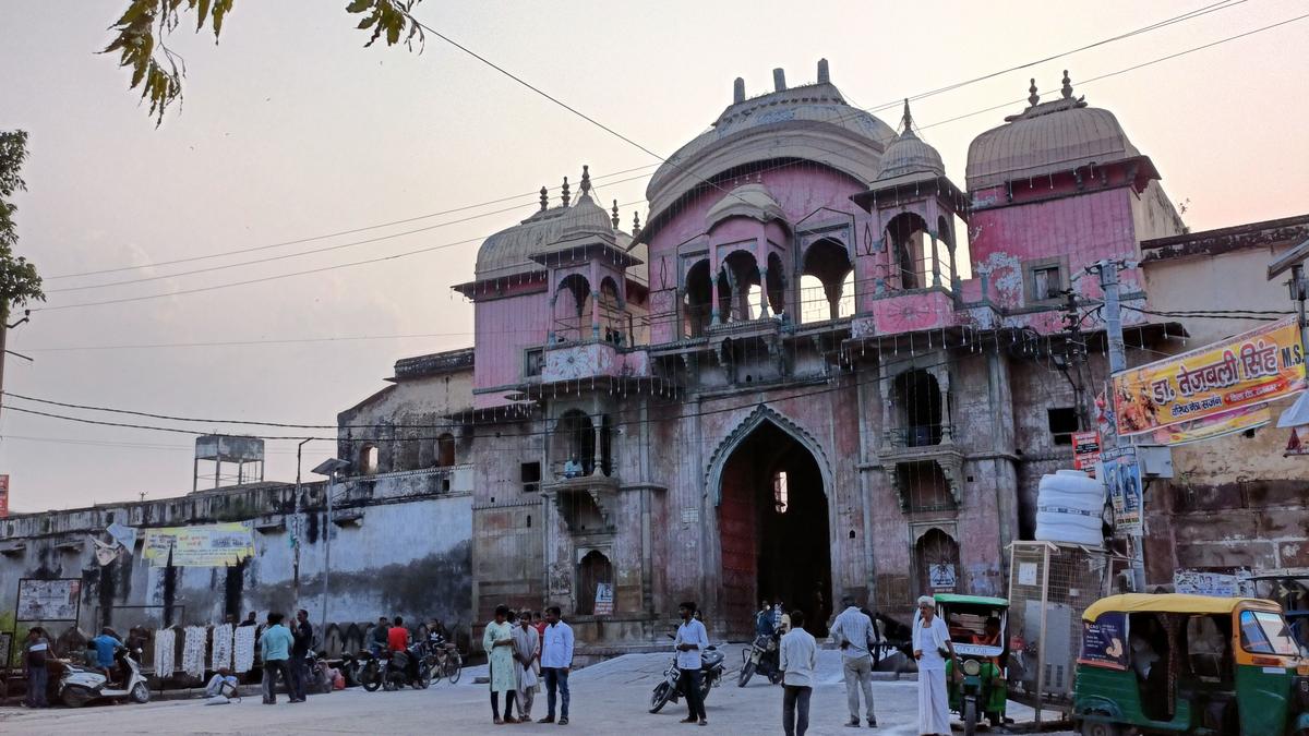 Excerpts of 200 years old Ramnagar-ki-Ramlila in Varanasi