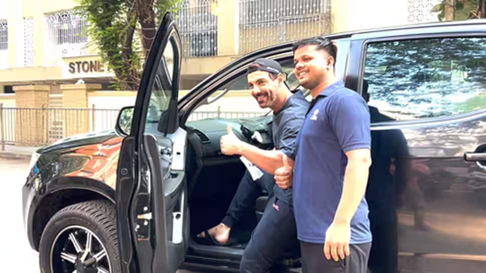 Maharashtra Elections: John Abraham takes selfie with fans after casting his vote