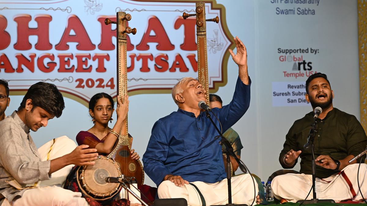 Vijay Shiva displays time-tested approach to Carnatic music