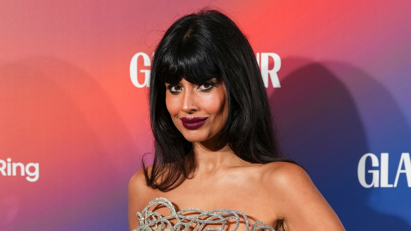 Jameela Jamil criticizes Hollywood amid ‘era of Ozypic heroin chic’ after eating disorder battle