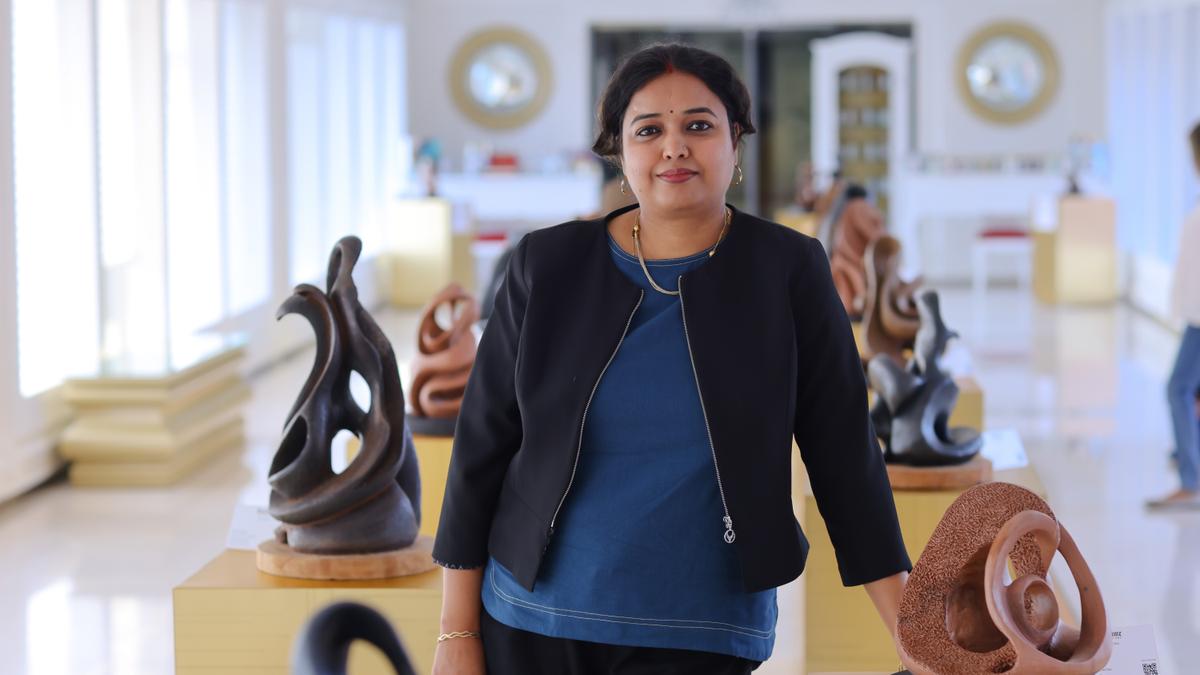 Bengaluru artist Aarti Gupta Bhadoria his show Rhythm of Emotion