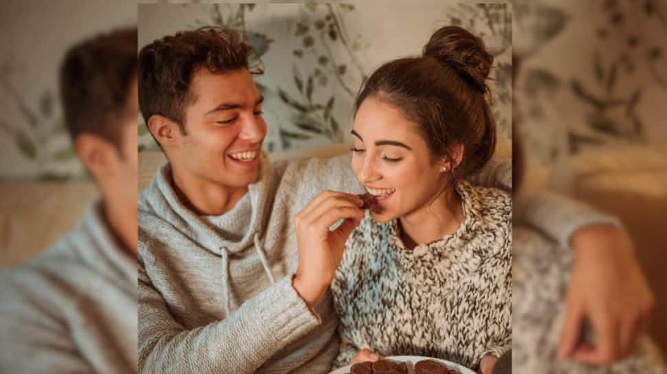 Chocolate Day Special: Romantic and Funny Ways to celebrate with this Valentine's Week with your loved ones