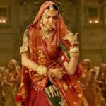 Deepika Padukone wore 30 kg of lehenga, which was twisting 66 times for the song Gheer from Padmavat