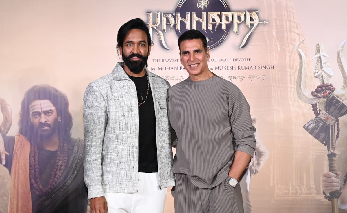 Kannappa: Akshay Kumar and Vishnu Manchu unveiled the teaser of Pan-India epic.