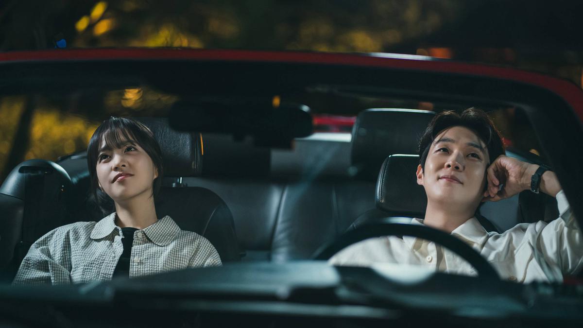 ‘Melo Movie’ K-Drama Review: Choi Wu-Shic, Park Bo-Young are stellar in this Andering Series