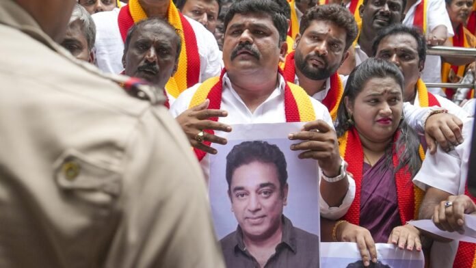 Karnataka film Chamber says that Kamal Haasan should apologize in two days for commenting on Kannada language.

