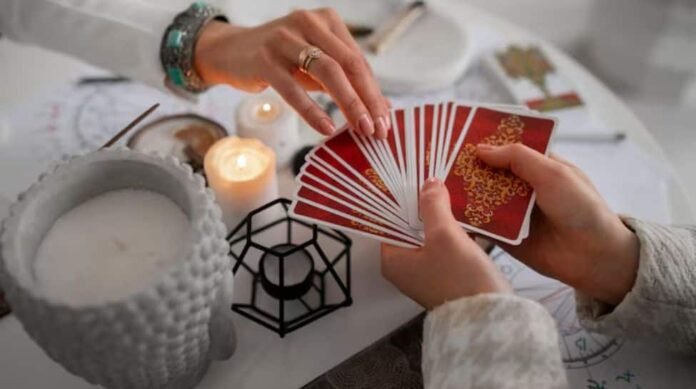 Tarot Card Reading Kundali today for July 29: Emotional reconstruction, reunion, or support from people close

