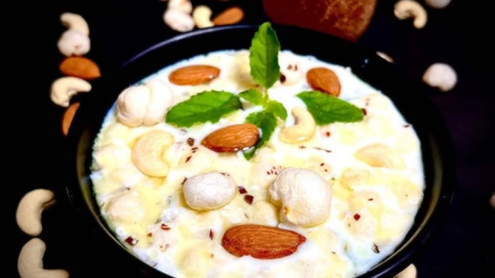 Panchamrit vs Charanamrit: The right way to prepare for Shri Krishna Janamashtami 2025

