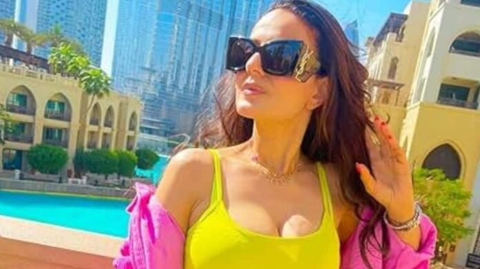 Amisha Patel opens when he is single at 50: people want to take me out on half my age

